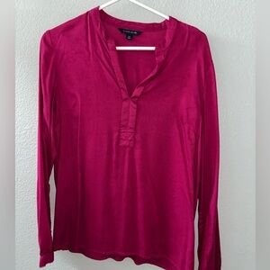 Tommy Hilfiger magenta long sleeve v neck shirt size small